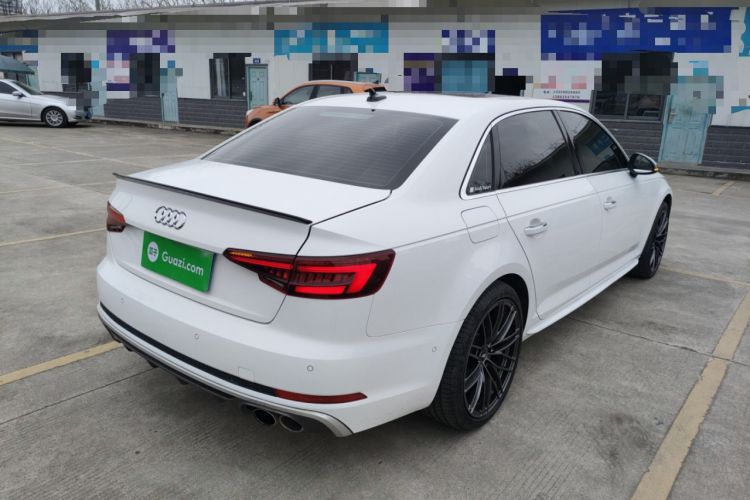 Used Audi A4L 2019 40 TFSI Fashion Edition China VI Emission Standard