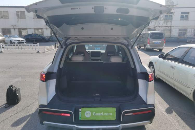 Used BYD Yuan UP 2024 401KM Leading Edition Trunk