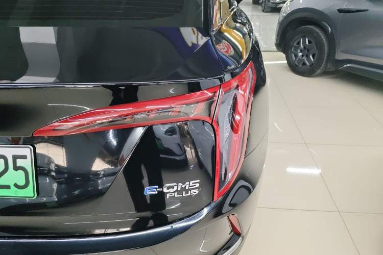 Used Hongqi E-QM5 2024 610 km PLUS