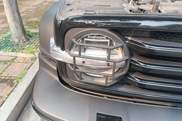 Used Tank 300 New Energy 2025 Hi4-T Right Front Headlight