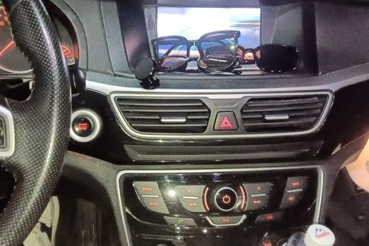 Used Geely Auto Emgrand GT 2015 1.8T Premium Model
