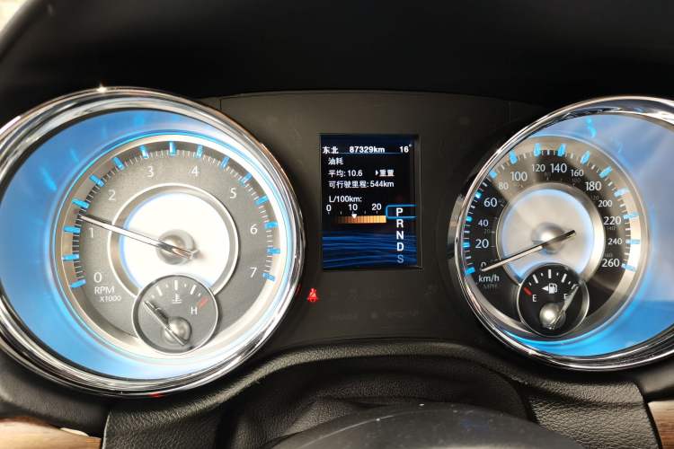 Used Chrysler 300C 2014 3.0L Excellence Edition