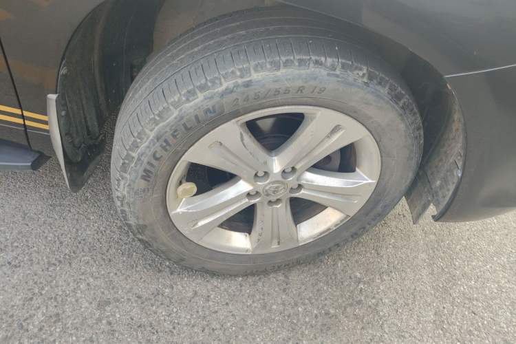 Used Toyota Highlander 2009 2.7L Two-Wheel Drive 7-Seater Luxury Edition
