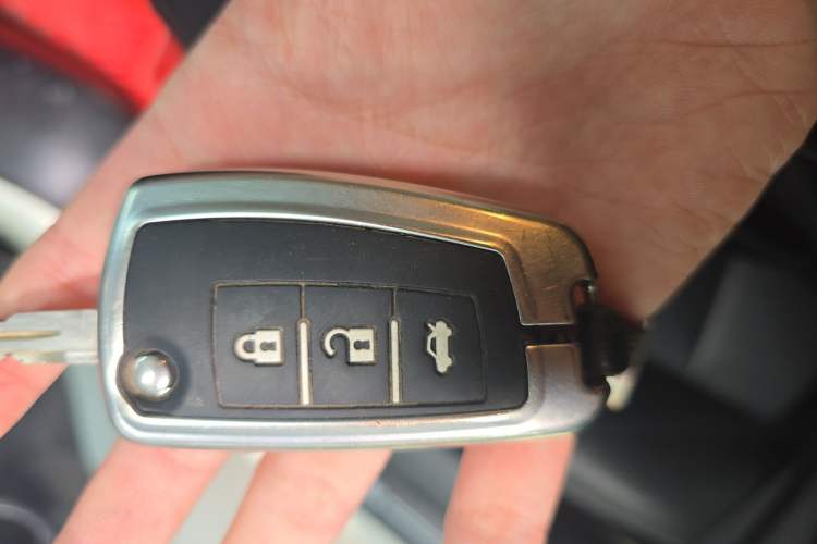 Used Nissan Sylphy 2019 Classic 1.6 XL Manual Luxury Edition Vehicle Key