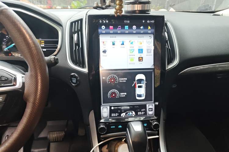 Used Ford Edge 2016 EcoBoost 245 Four-Wheel Drive Titanium Edition 7-Seater
