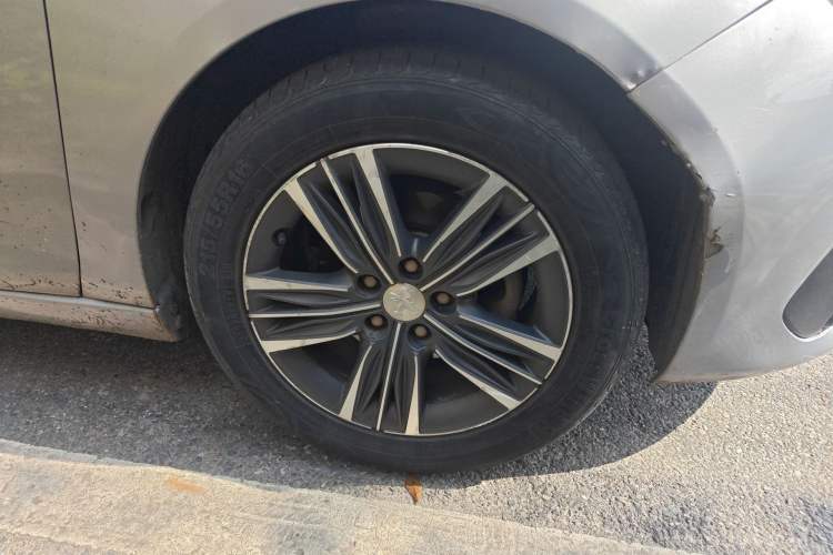 Used Peugeot 308 2016 1.6L Automatic Fashion Edition
