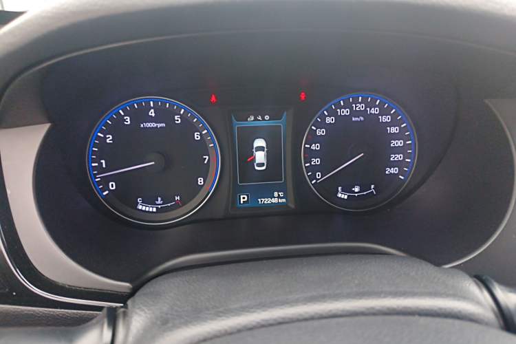 Used Hyundai Mistra 2014 1.8L Automatic Smart GLS Instrument Cluster