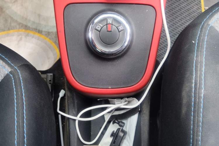 Used Dongfeng NAMMI EX1 2022 PRO Tiger Glory Advanced Model Gear Lever