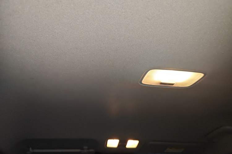 Used Hyundai Celesta 2018 1.6L Automatic GL Enjoyment Version China V Standard Headliner