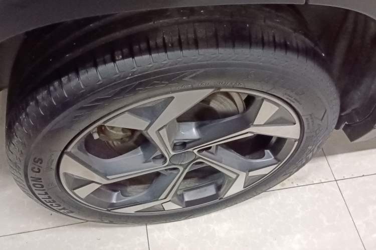 Used Geely Auto FX11 2023 1.5TD DCT Prestige Edition
