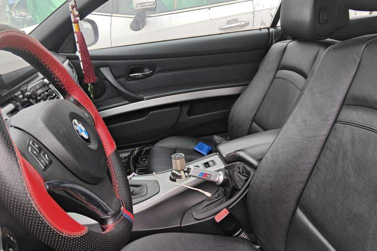 Used BMW 3 Series 2011 325i Convertible Coupe
