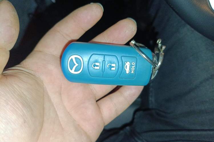 Used Mazda Atenza 2015 2.0L Blue Sky Luxury Edition