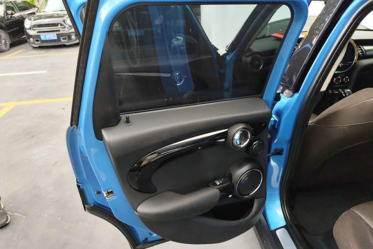 Used MINI MINI 2015 2.0T COOPER S Five-Door Edition