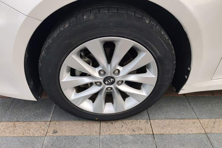 Used Kia K5 2016 1.6T Automatic GLS
