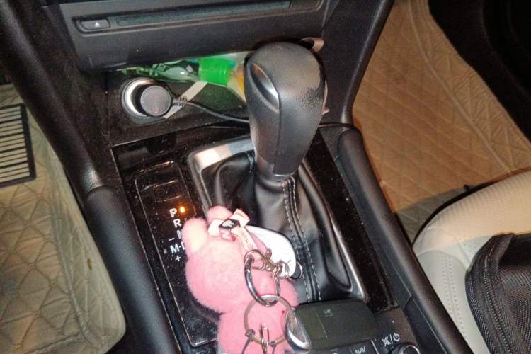 Used Mazda 3 Axela 2019 Cloud-Controlled Version Hatchback 1.5L Automatic Luxury Model Emission Standard China V Gear Lever