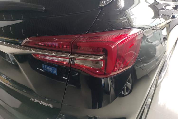Used Buick Envision 2021 532T Two-Wheel-Drive Elite Version Right Rear Taillight