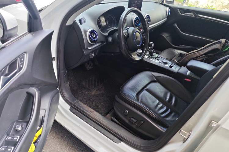 Used Audi A3 2015 Limousine 35 TFSI Millionth Anniversary Comfort Model Driver Seat