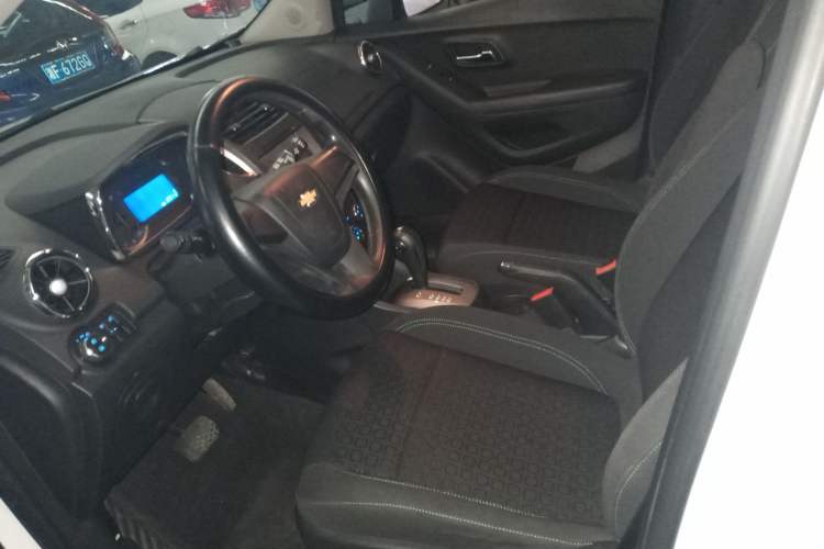 Used Chevrolet Trax 2016 1.4T Automatic Two-Wheel Drive Comfort Version with Sunroof