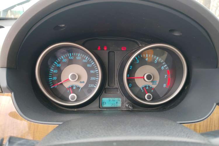 Used Buick Excelle 2015 1.5L Automatic Classic Model
