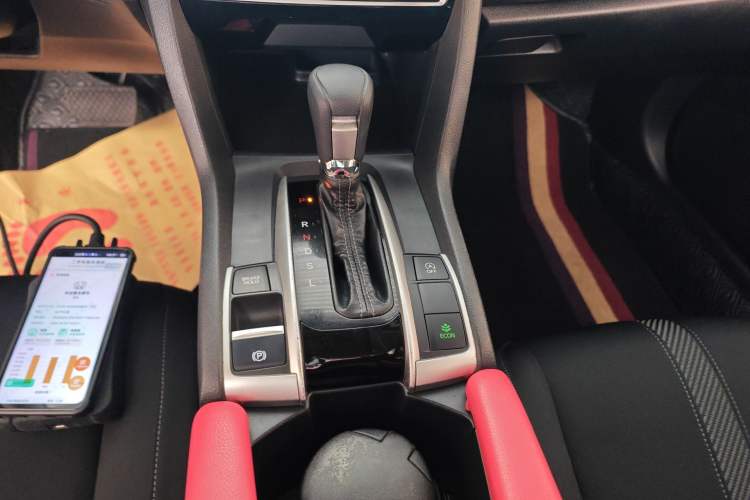 Used Honda Civic 2016 220TURBO CVT Luxury Edition Gear Lever