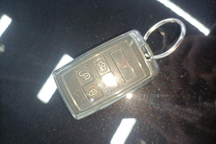 Used Jaguar XFL 2024 2.0T P250 Two-Wheel Drive Prestige Luxury Edition