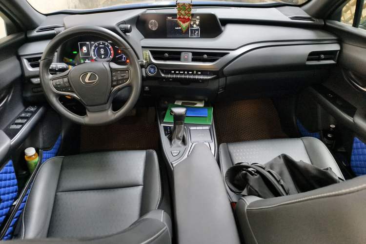 Used Lexus UX 2020 260h Explore & Adventure Edition
