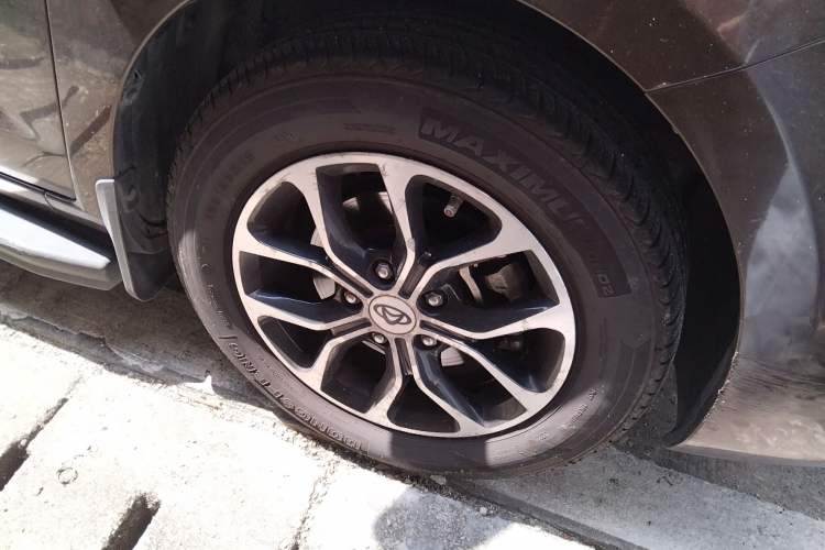 Used CHANGAN KAICHENG Oushang A600 2016 1.5L Manual Luxury 7-Seater
