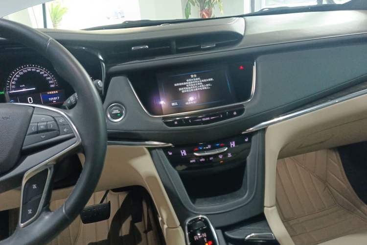 Used Cadillac XT5 2016 28T Four-Wheel Drive Tech Version Audio And AC Panel