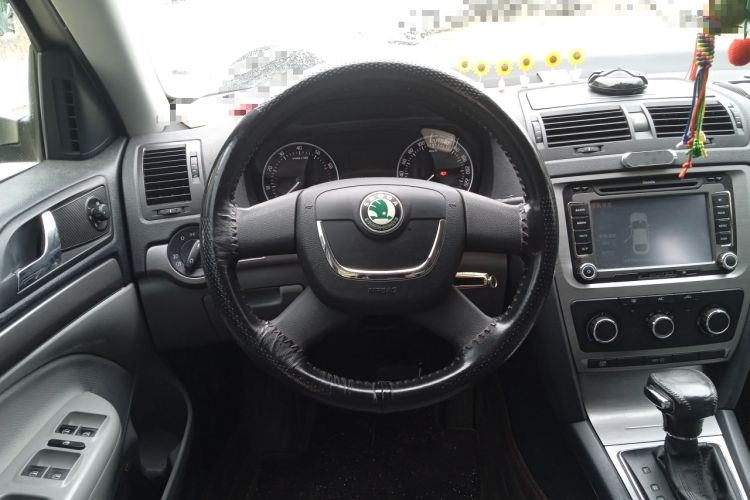 Used Skoda Octavia 2013 1.6L Automatic Elegance Edition