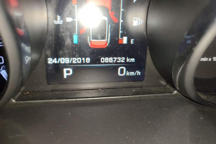 Used Land Rover Range Evoque 2014 2.0T 5-Door Ignite Edition Odometer Close Up