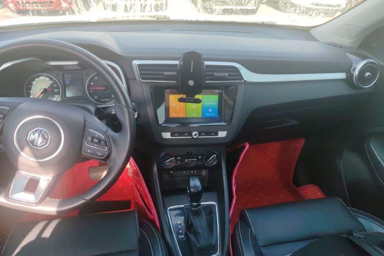 Used MG ZS 2018 1.5L Automatic Luxury Edition China V Standard
