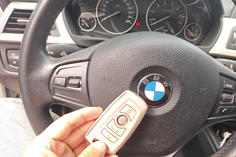 Used BMW 3 Series 2014 320Li Fashion Model Vehicle Key