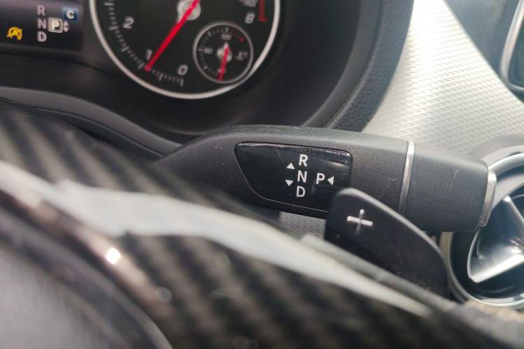 Used Mercedes-Benz B-Class 2015 B 200 Sport Edition Gear Lever