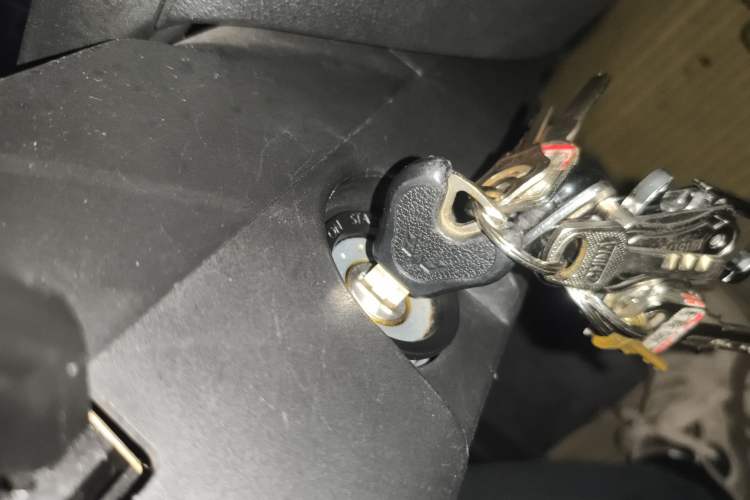 Used Wuling Zhiguang 2015 1.2L Practical LS-I Model
