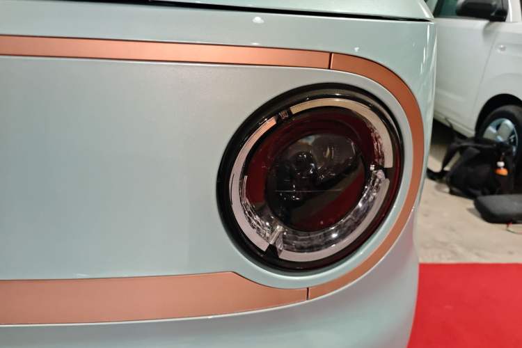 Used Geely Galaxy Panda 2024 Panda Mini 200km Endurance Bear
