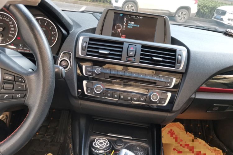 Used BMW 2 Series 2015 220i Convertible Coupe Leading Model
