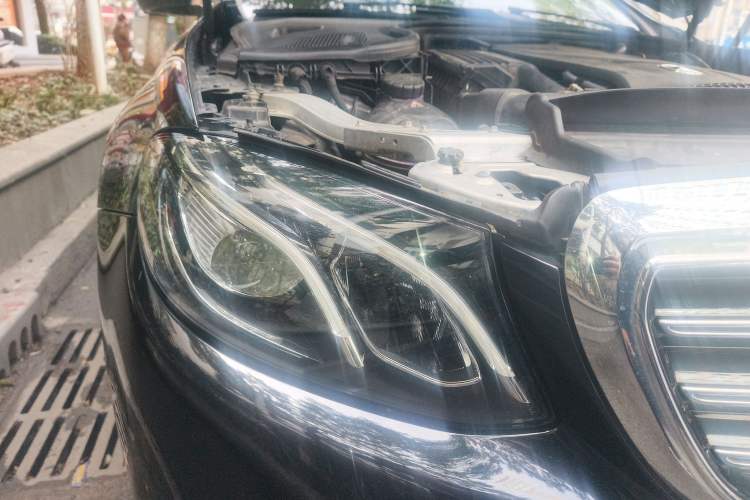 Used Mercedes-Benz E-Class 2018 Facelift E 200 L
