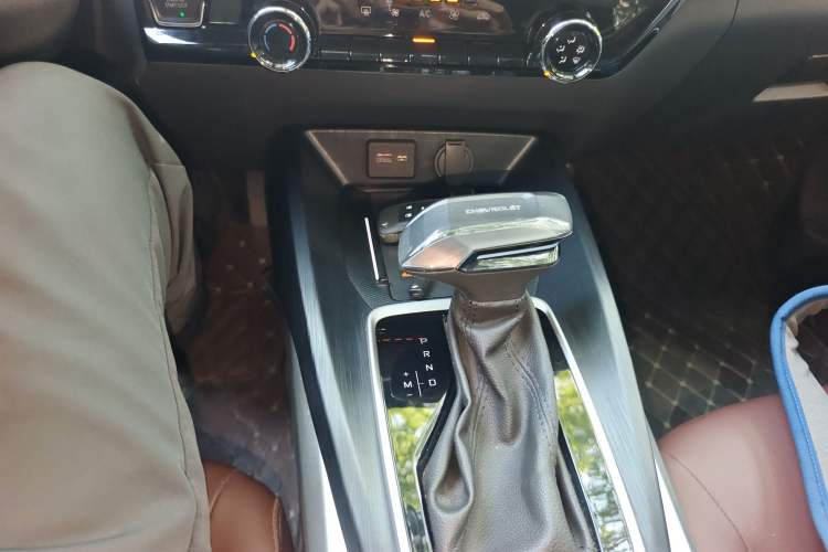 Used Chevrolet Monza 2023 1.5L Dual-Clutch Enjoyment Edition Gear Lever