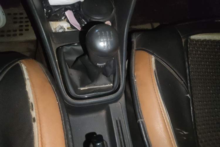 Used Volkswagen Jetta 2015 Value Edition 1.6L Manual Fashionable Style
