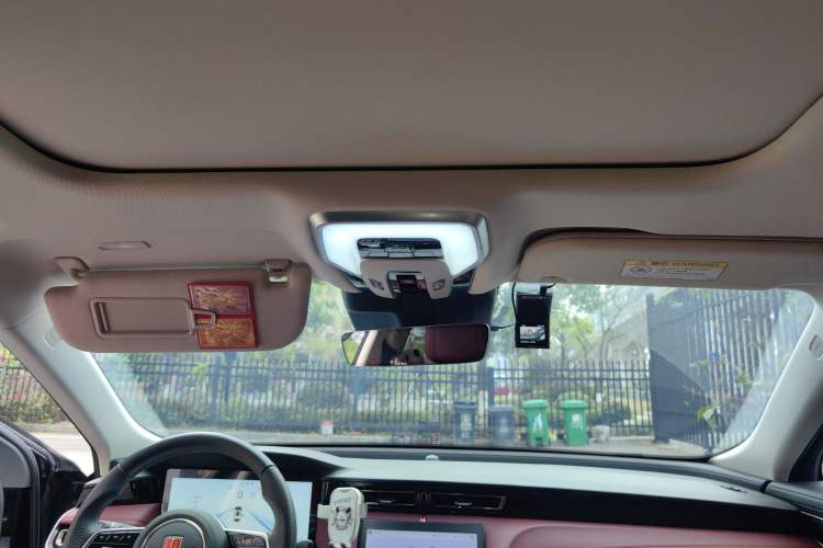 Used Hongqi H5 2024 2.0T Automatic Smart Connect Flagship Edition