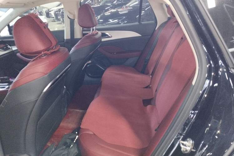 Used Hongqi H5 2025 1.5T DCT Qiyun 500 000th Unit Commemorative Edition Left Rear Seat