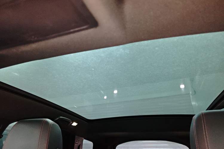 Used Land Rover Discovery Sport 2020 249 PS R-Dynamic Performance Edition