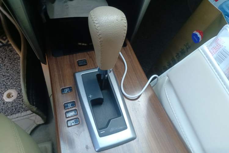 Used Nissan Teana 2011 2.5L XL Advanced Edition Gear Lever