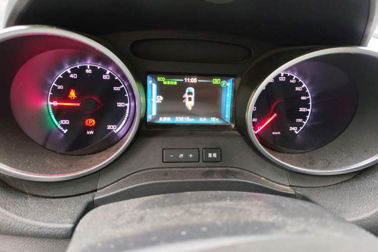 Used BYD Yuan New Energy 2018 EV360 Smart Connect Cool Edition Odometer Close Up