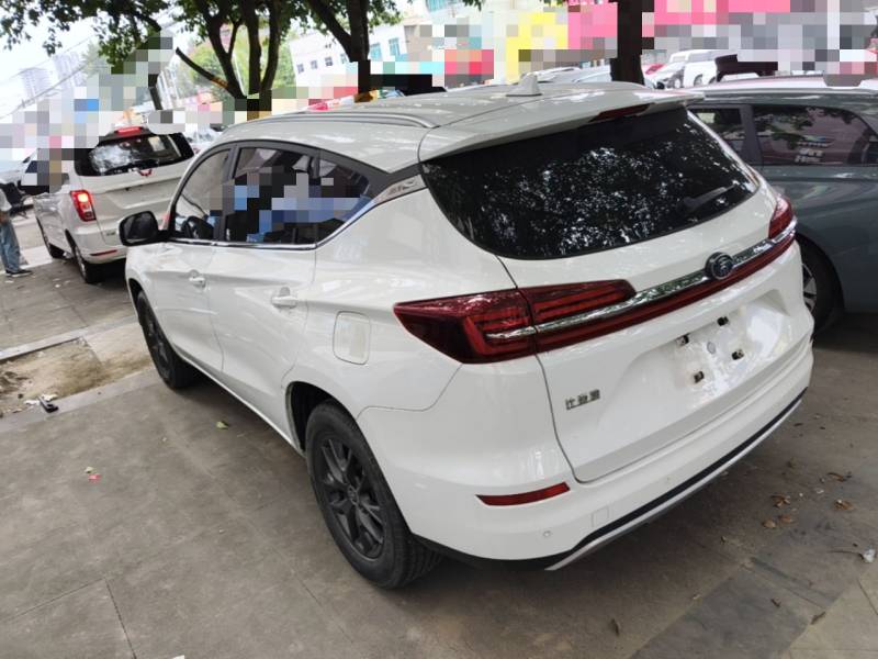 Used BYD Song 2021 Classic Edition 1.5T Manual Luxury Model — 4