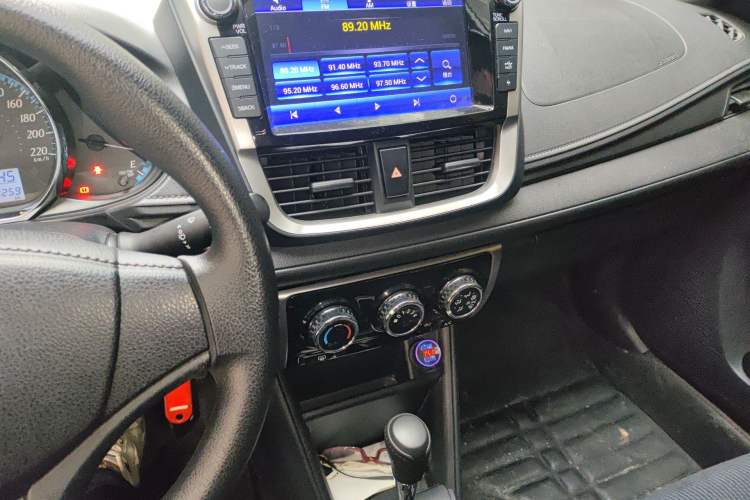 Used Toyota YARiS L Zhi Xuan 2016 Revised 1.5E CVT Charming Edition Audio And AC Panel