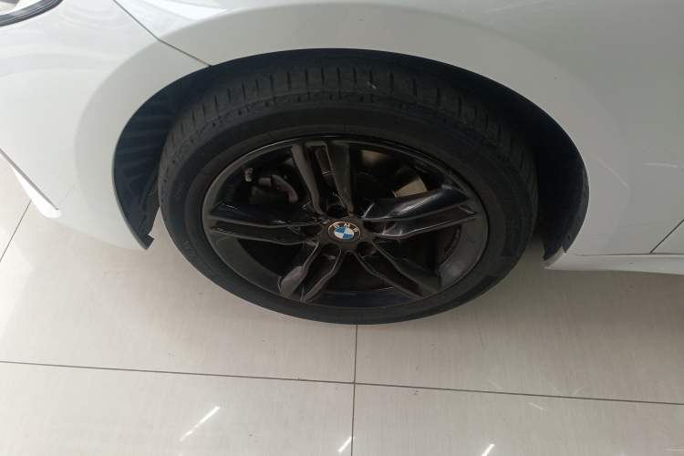 Used BMW 1 Series 2021 120i M Sport Night Edition Left Front Wheel Hub
