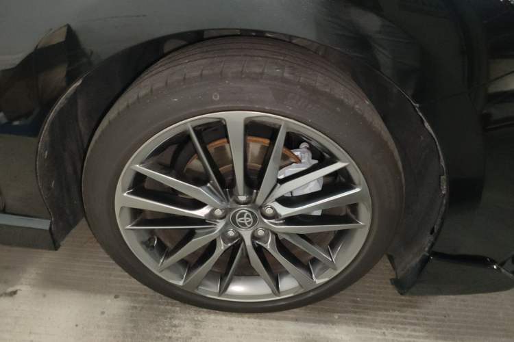 Used Toyota Camry 2024 Dual-Motor 2.5 HXS Sport Plus Edition Right Front Wheel Hub