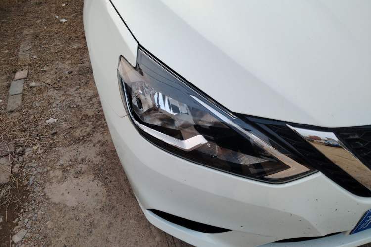 Used Nissan Sylphy 2022 Classic 1.6XE CVT Comfort Edition Right Front Headlight