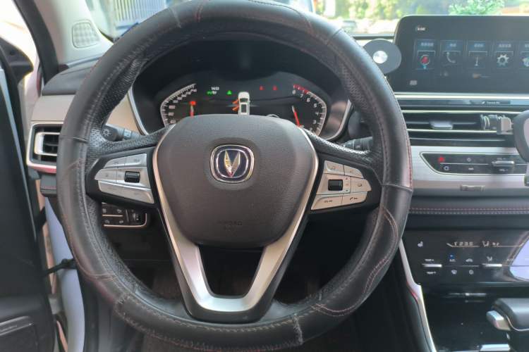 Used CHANGAN CS75 2020 280T Automatic Ya Zhi Model China VI Standard Steering Wheel